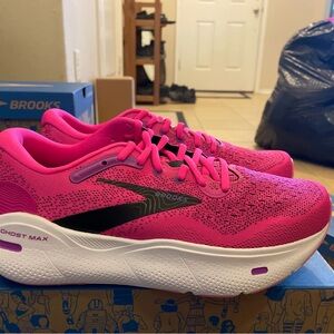 Brooks Ghost Max Pink Glo Women's Running Size 10